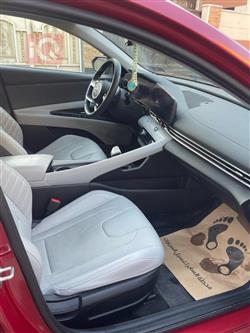 هیوندای ئەلەنترا